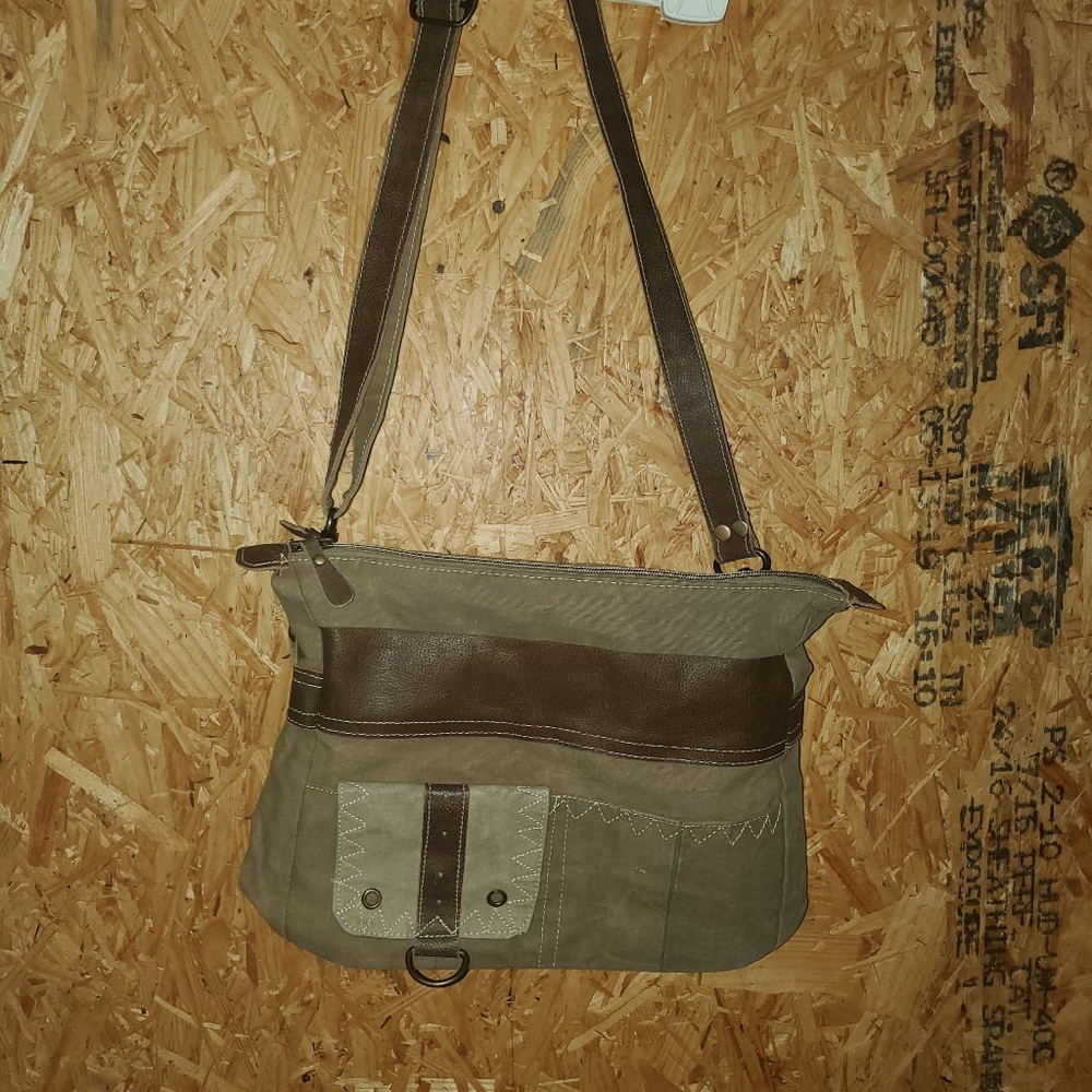 Myra Bag